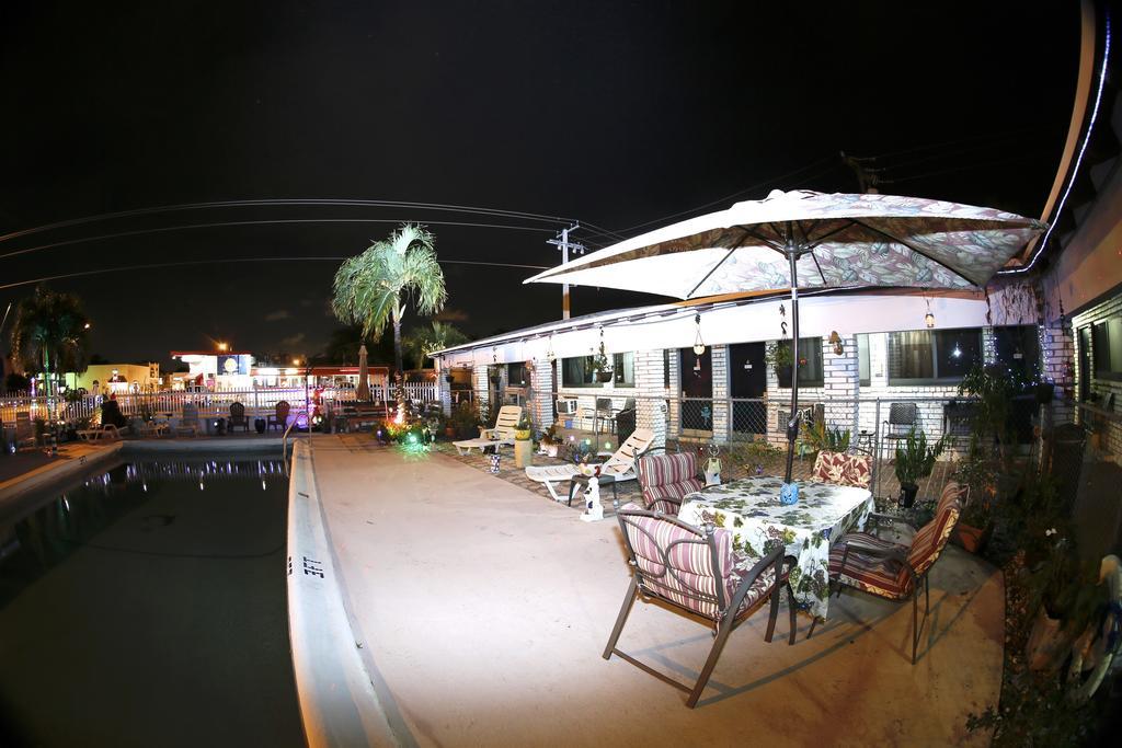 Adobe Hacienda Motel Χόλιγουντ Εξωτερικό φωτογραφία